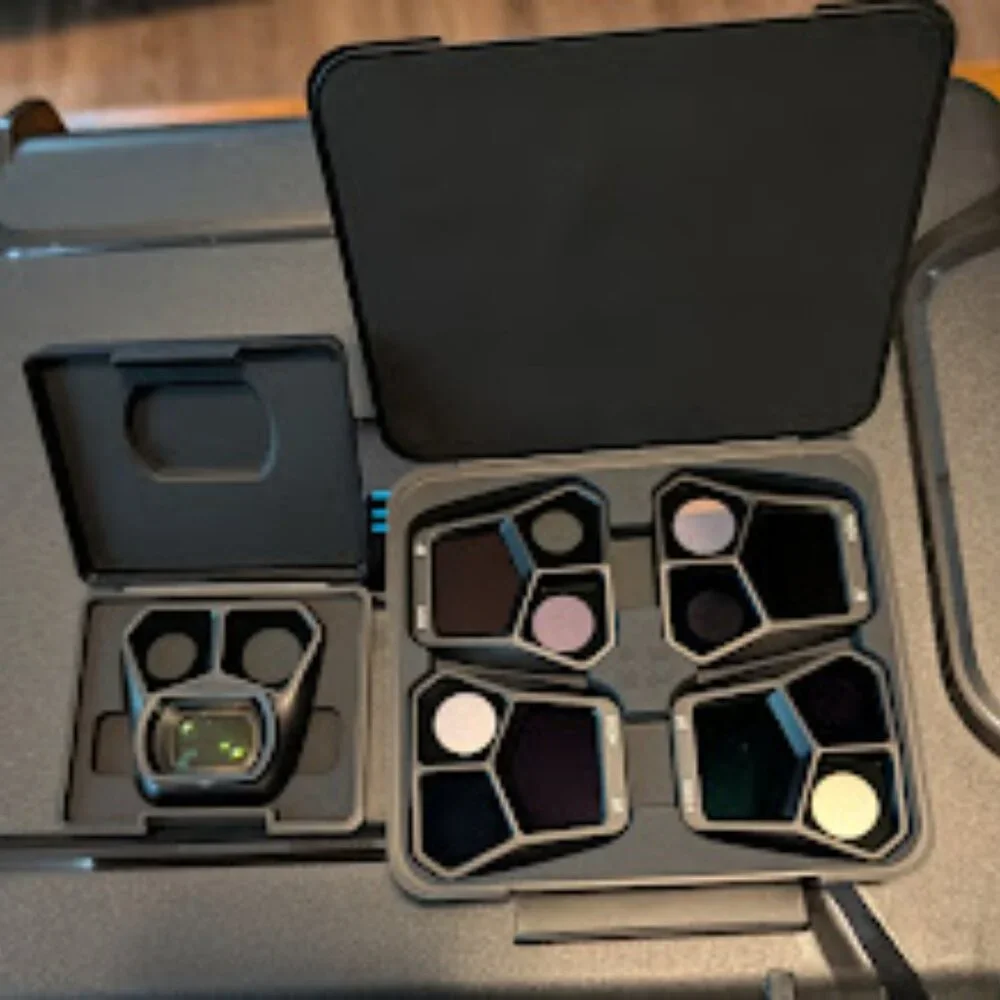 DJI Mavic 3 Pro FlyMore Combo (DJI RC)